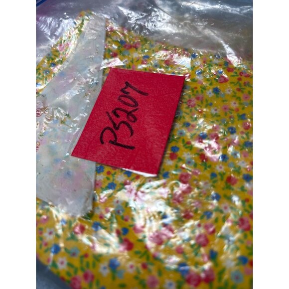 Yellow Floral Cotton Fat Quarter Fabric 18x22" Sewing & Crafts - Picture 4 of 4